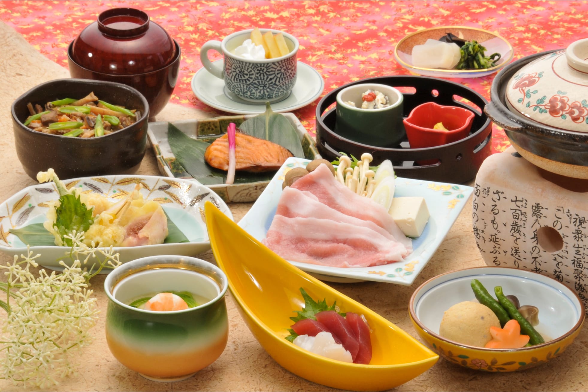 旅館や料亭の会席