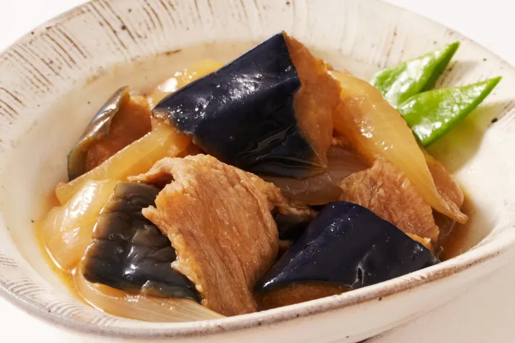 揚げ茄子と豚肉の炒め煮