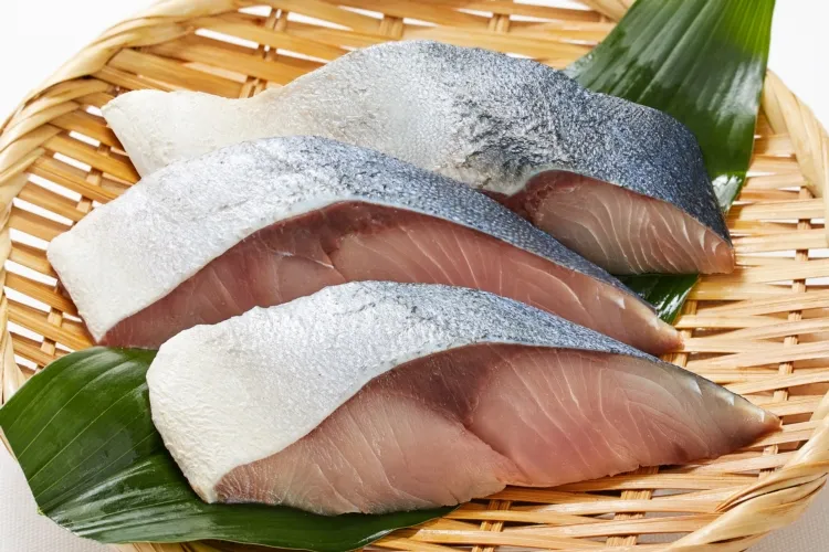 国産骨取りぶり切り身70