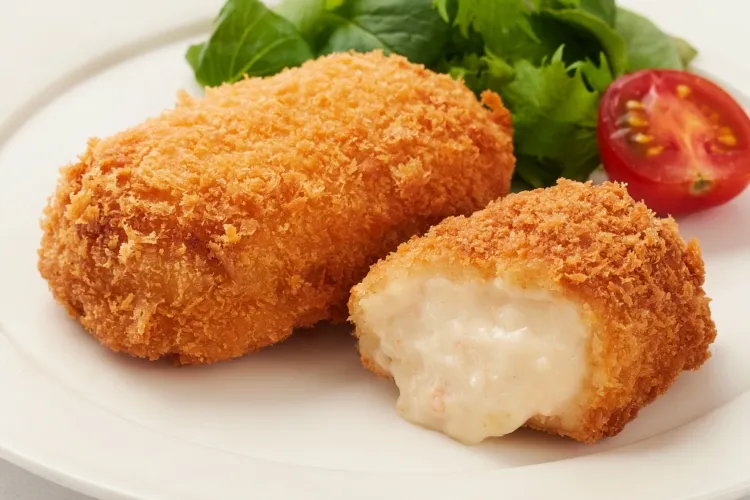 カニとベシャメルのコロッケ