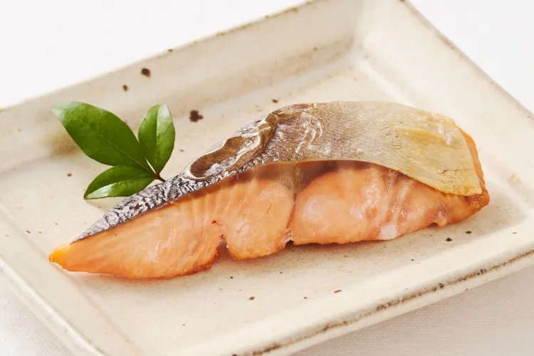 骨取りマス切り身30 盛付画像1