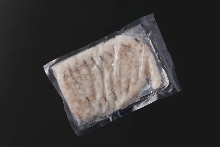 バナメイ尾付伸ばしえびL 商品画像
