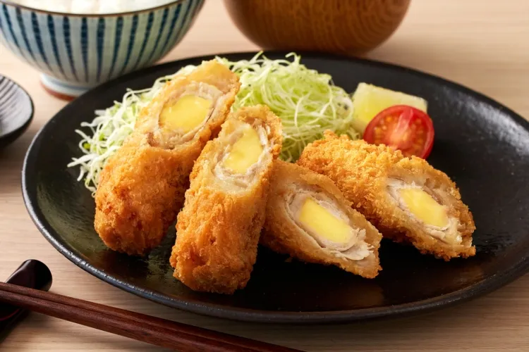 豚肉チーズ巻きカツ65 盛付画像1