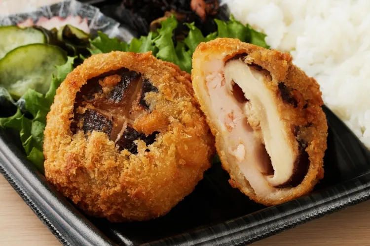 肉厚椎茸えび詰めフライ60 盛付画像1