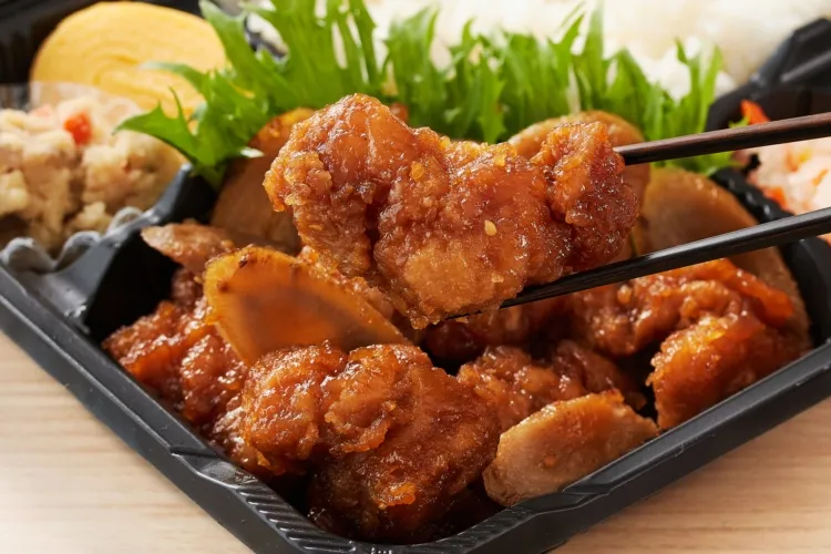 甘辛鶏ごぼう 盛付画像1