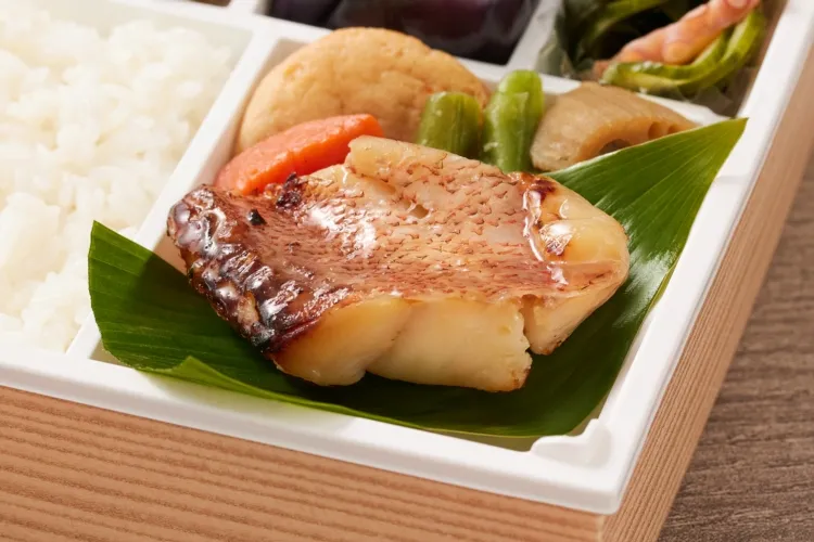 骨取り赤魚の塩麹焼き 盛付画像2