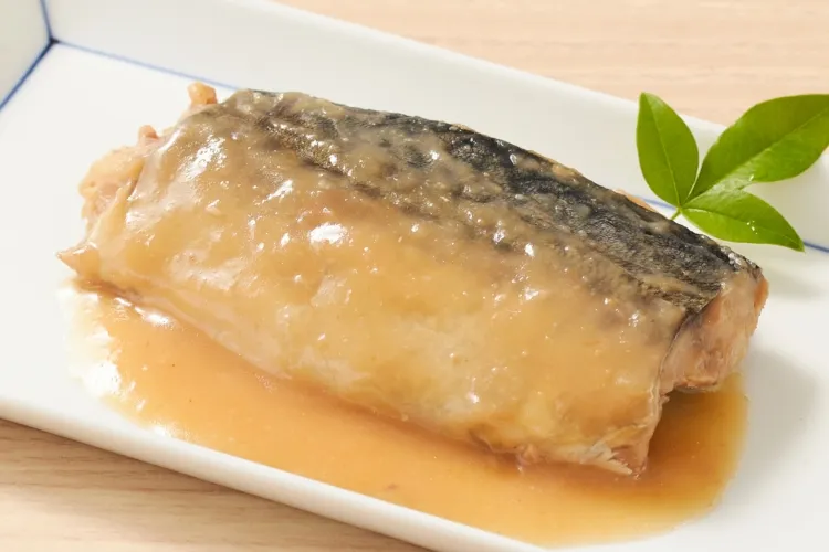 国産さば味噌煮70 調理画像