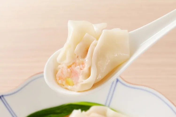 えび入りワンタン 盛付画像1
