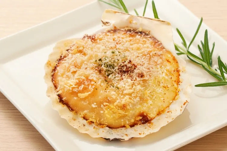 殻付貝柱グラタン