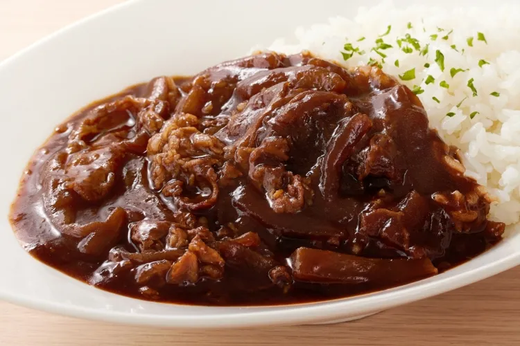 芳醇ハッシュドビーフ