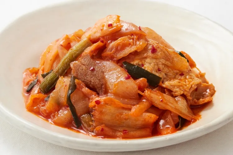 やみつき豚キムチ 盛付画像1